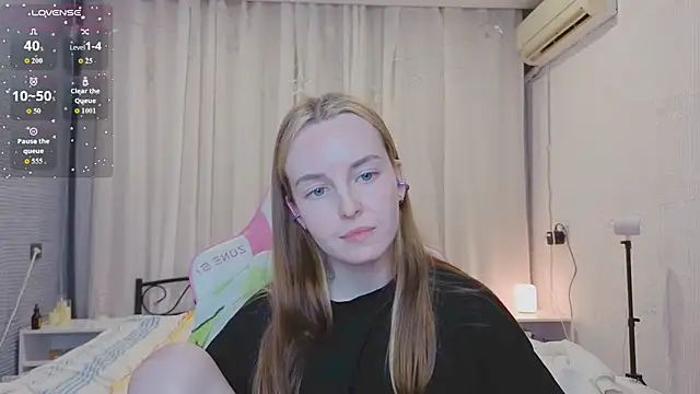 bae_cake_ (F young) - lotion on my naked body