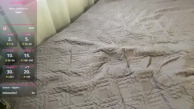 SophieNiktashu webcam