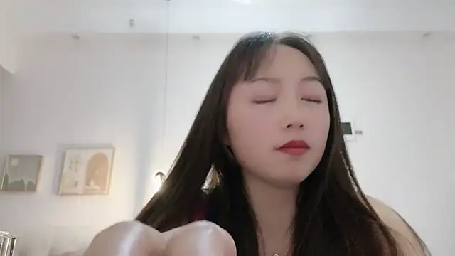 美女shuangshuang3在线直播