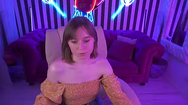 sofialuxuryy - SofiaLuxuryy's free webcam - UK Sex Cams