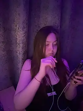 charmingggirl webcam