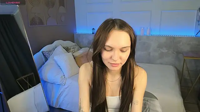 ChloeSunny live sex cam