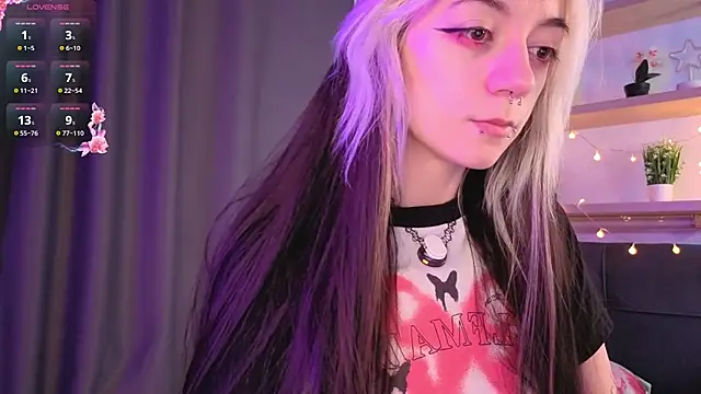 TristaRoht live sex cam