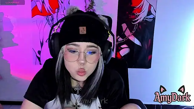 _AmyDark webcam