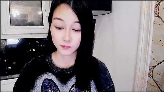 美女NIAN-er在线直播