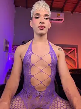 Cherry_zayden_ webcam