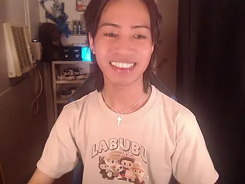 Erin_23 live sex cam