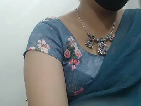 Lovely_Siri_23 webcam