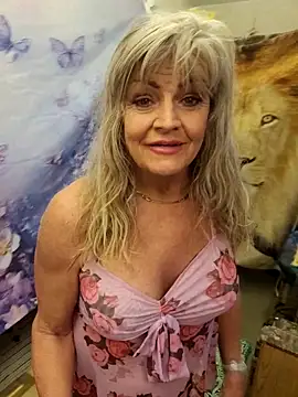 annika_lately webcam