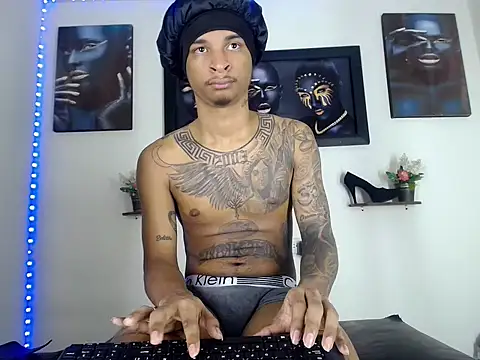 Tatoo_Noah webcam