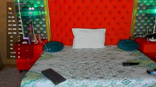 VallerieJones webcam