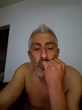 DildoG45 webcam