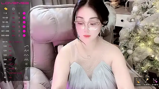 Monica-666888- webcam