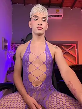 Cherry_zayden_ webcam