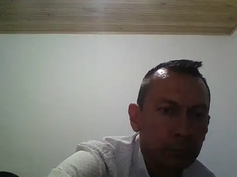 soyquindiano - Soyquindiano's free webcam - UK Sex Cams