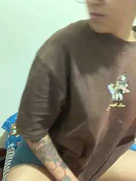 LilithMonette webcam