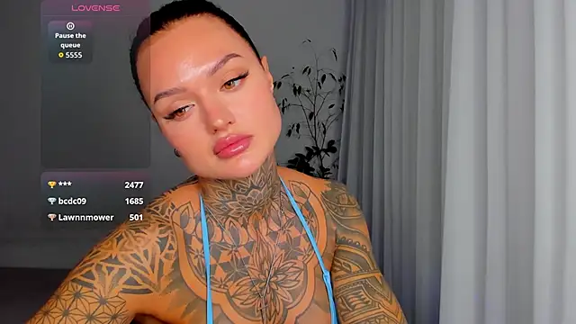 pantera_flashh Stripchat cam model