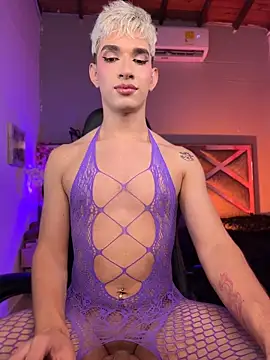 Cherry_zayden_ webcam