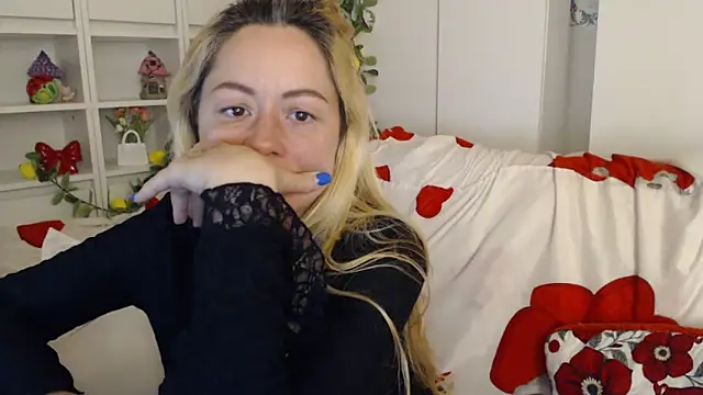 _karolynesyera_ webcam