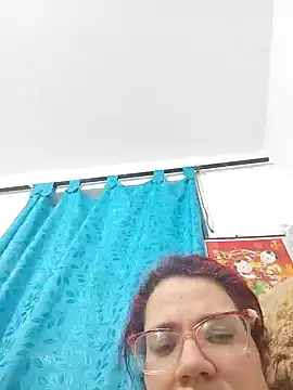 karlythoth@xh webcam