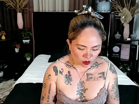 EstellaStarXxx webcam