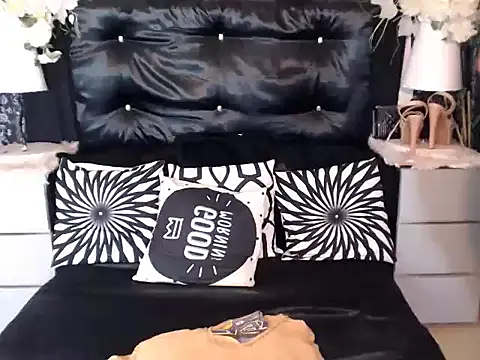 Playfullmaniac webcam