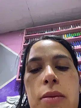 leila_moretti webcam