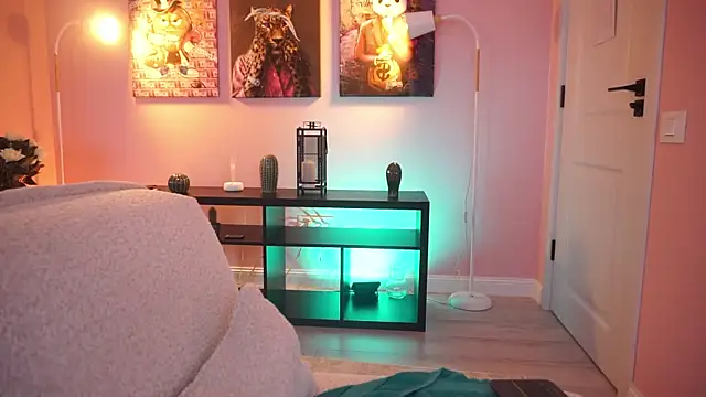 OlyviaDelight webcam