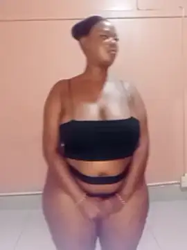 Luciouslips00 webcam