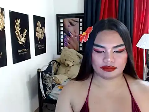 TSbrianaHugeCock webcam