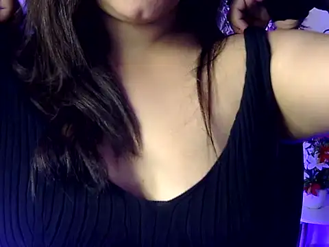 Gujjugirl1 webcam