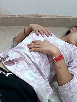 Sizzling_Quinn webcam