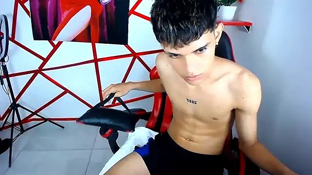 chris_evans77 webcam