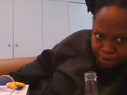 TwerkingTemptress webcam