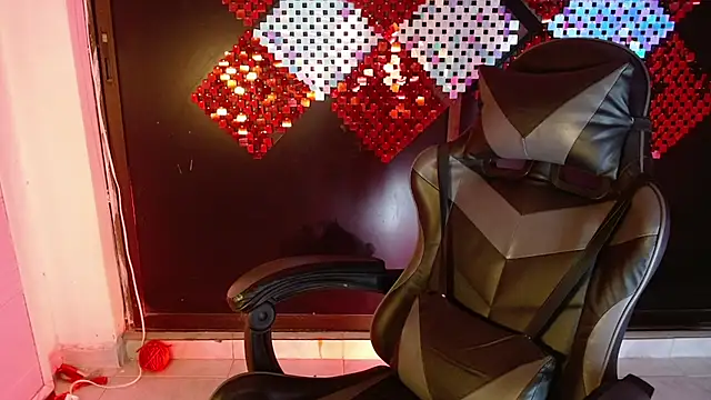 zoriel_bigcock webcam