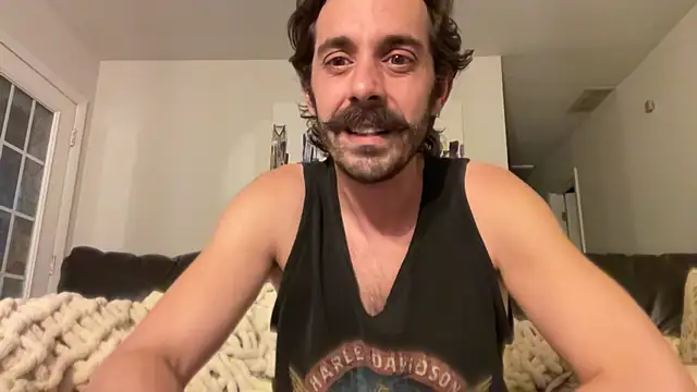 RawSlutMaker live sex cam