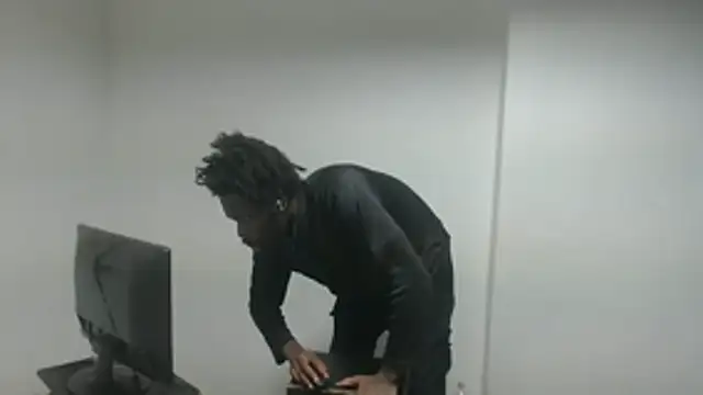 mastertopdome (M young) - $100,000 to move to New York City!🗽💰