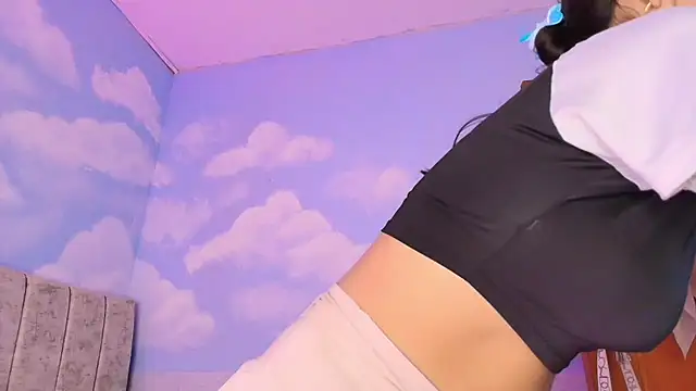 aliclark (F teen) - Crazy boobs 💗