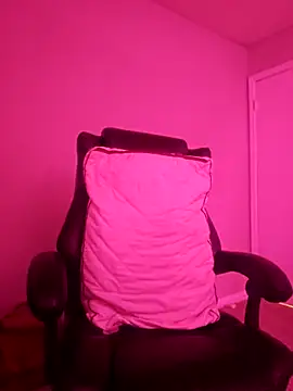 oliviaprettypussy webcam