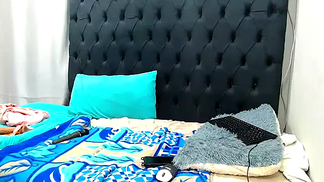 dark_slim_thick (F young) - help me buy a new toy dadies