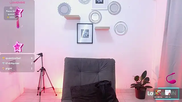 naughtty_doll webcam