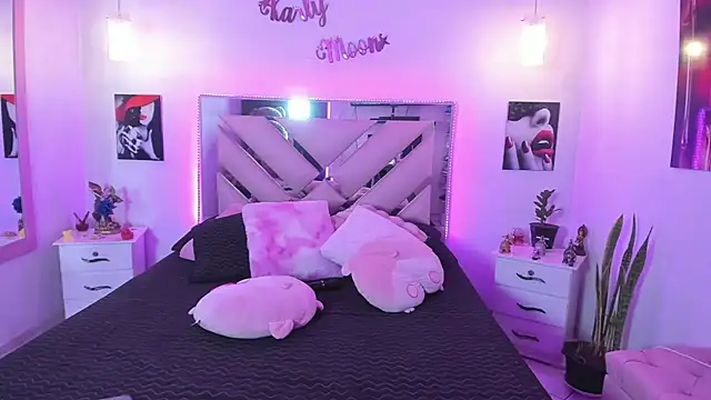 Karly_moon webcam