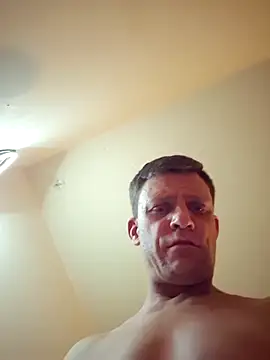 SexyAssPosingGuy webcam