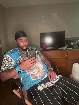 Stressreliever82 live sex cam