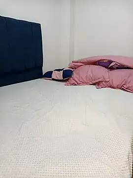 ANGELY_WET_JEET webcam