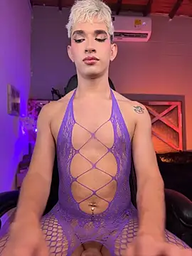 Cherry_zayden_ webcam