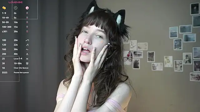 dellaleck (F teen) - Undo the button on your shorts