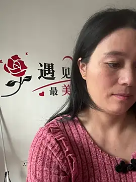 美女buusoom在线直播