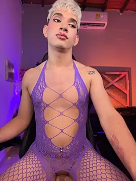 Cherry_zayden_ webcam