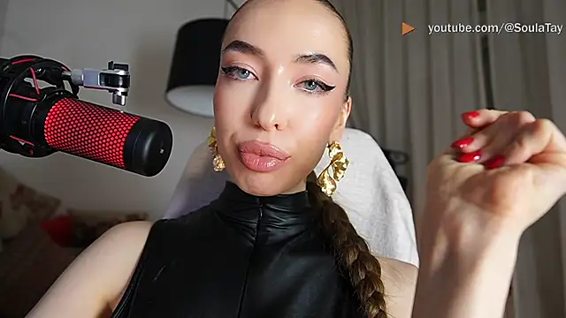 supreme_dominatrix webcam
